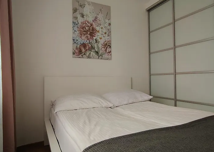 Apartament F&J #12