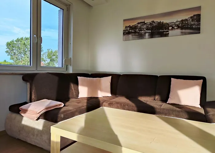 Apartament F&J #12