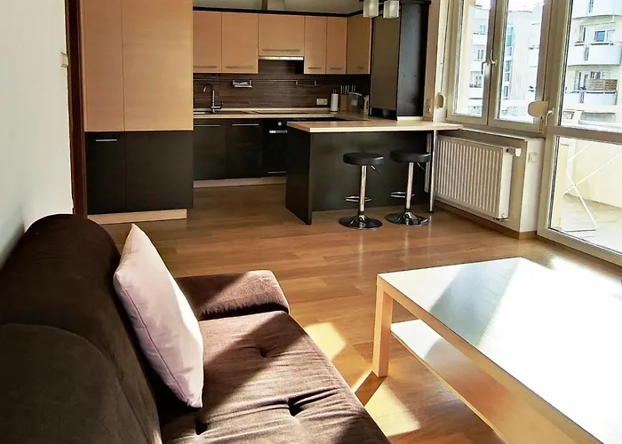 Apartament F&J #12