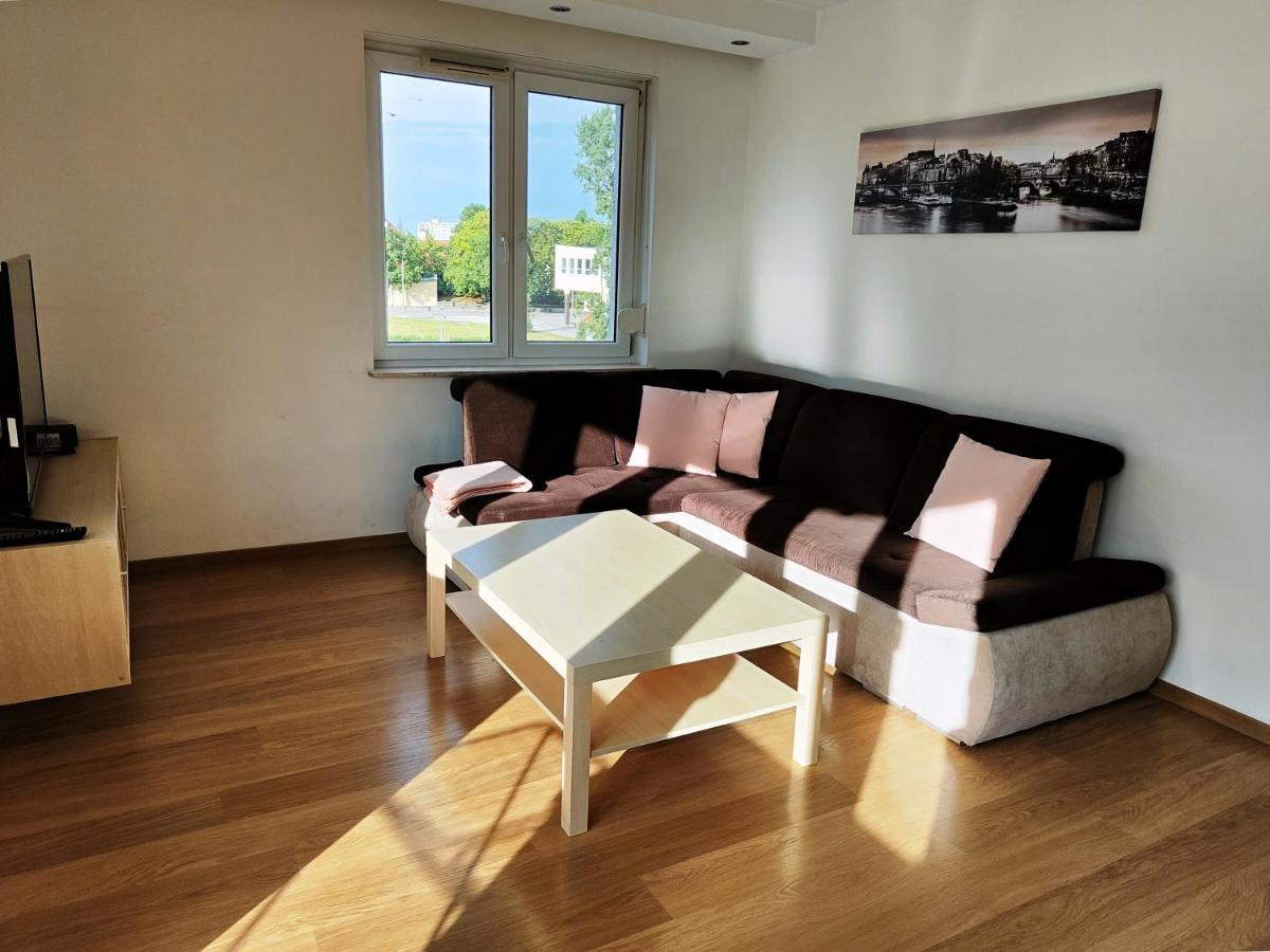 F&j #12 Apartment Torun